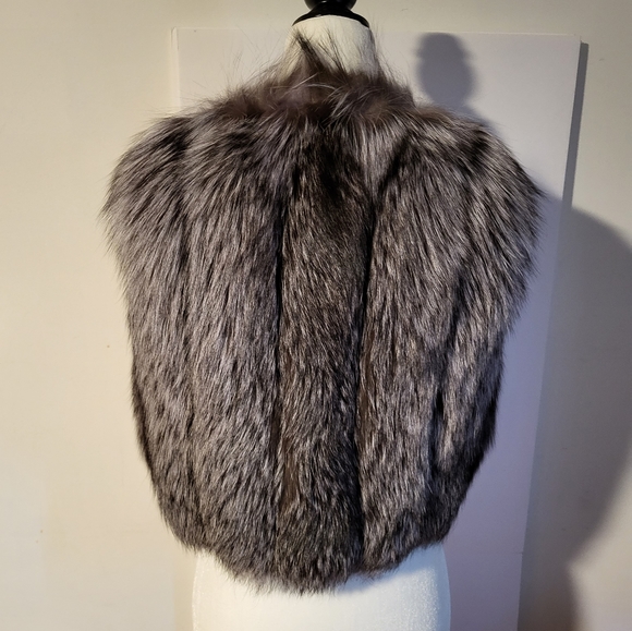 NWT DANIER SILVER FOX VEST  XS/S - Picture 4 of 4